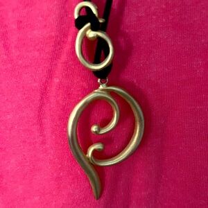 Elegant Gold Swirl Pendant Necklace AND TOP!